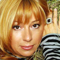 Biografie Алена Апина