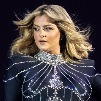 Biografie Bebe Rexha
