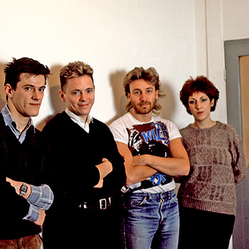 New Order - Biografie und Diskografie, alle Alben und Songs New Order