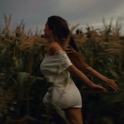Cover Madison Beer - Spinnin
