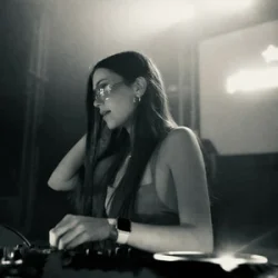 Cover DJ RITA - Thong song x Poker Face