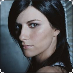 Cover Laura Pausini - She