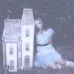 Cover Isabel LaRosa - Hallucination
