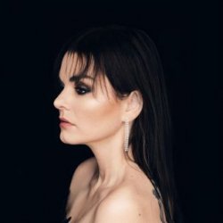 Cover Atvara - Ēnā