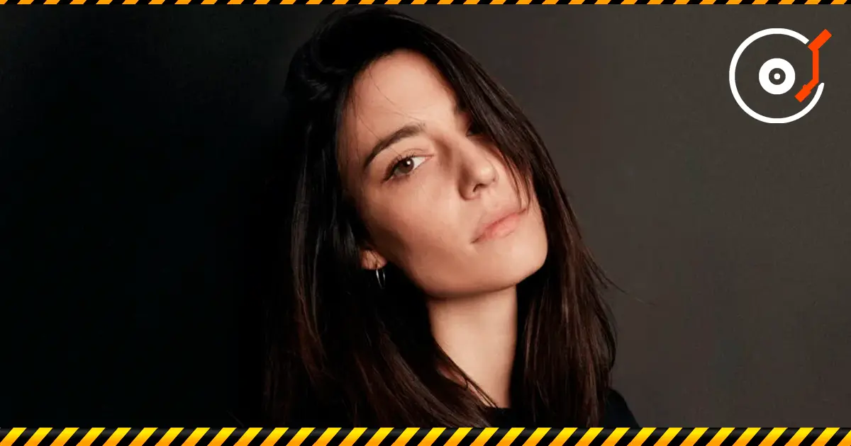 Radioshow: «Amelie Lens Radio Show». Donnerstag um 22:00